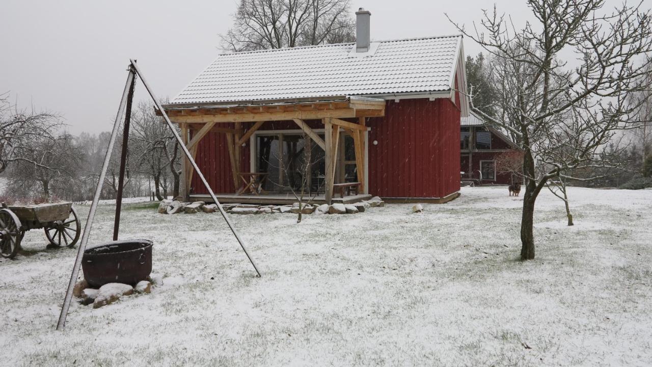 Maison d'hôtes Mednieki Kalvene à Krusati Extérieur photo