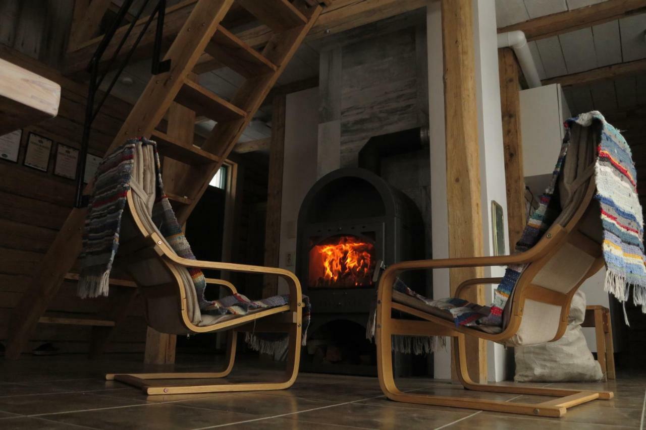 Maison d'hôtes Mednieki Kalvene à Krusati Extérieur photo