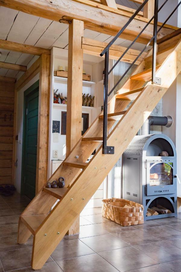 Maison d'hôtes Mednieki Kalvene à Krusati Extérieur photo